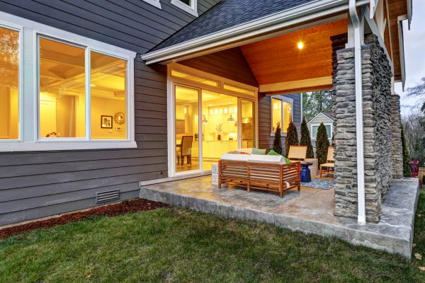 Cost of Back Porch Construction in Lake Orion